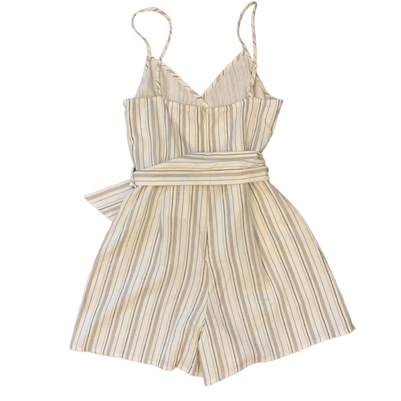 NWT Socialite Stripe Tie Waist Linen Romper SMALL lq171 - Picture 5 of 8